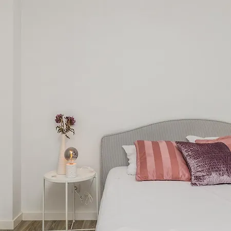 فيلة Valadares Pool كورويوس