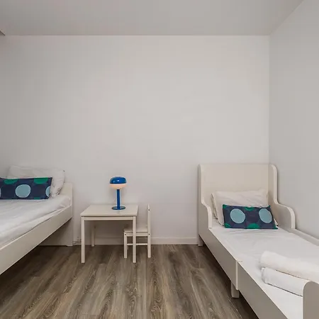 Valadares Pool فيلة *