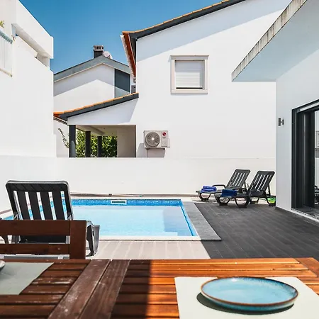 Valadares Pool וילה *