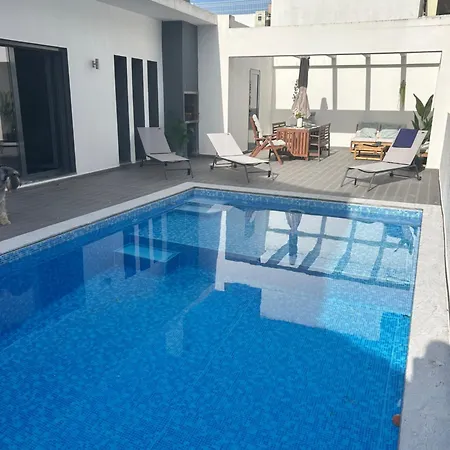 Valadares Pool