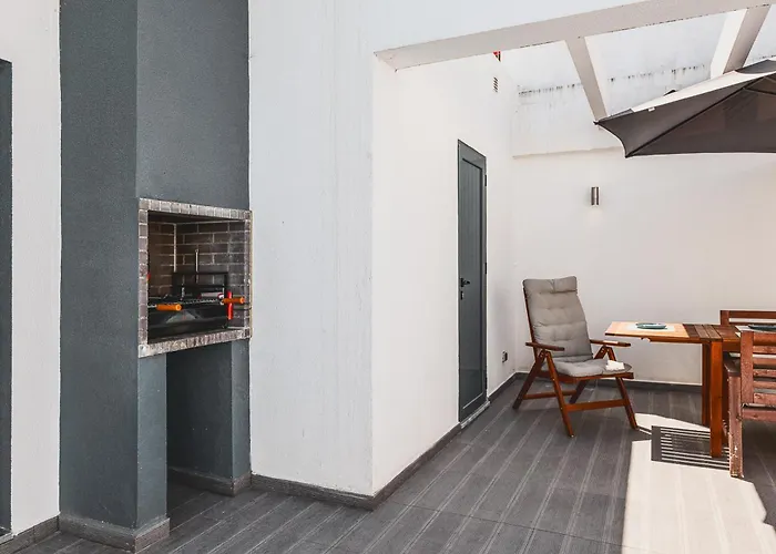 Villa Valadares Pool Corroios