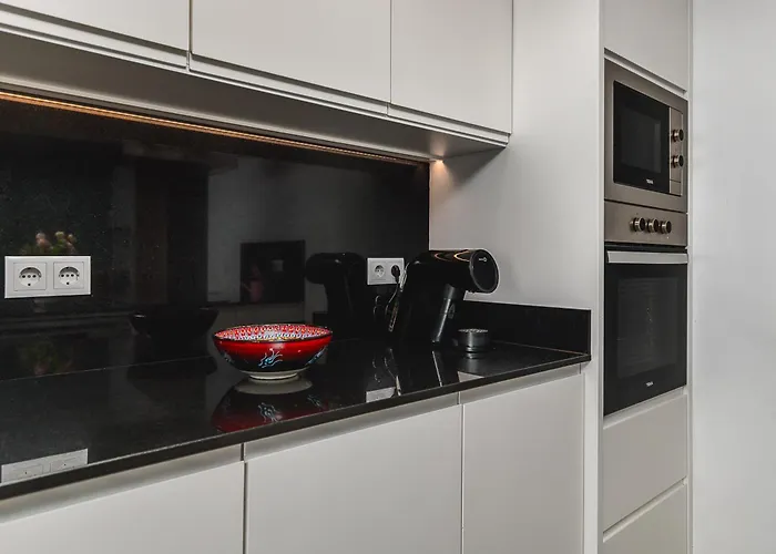 Valadares Pool Villa Corroios