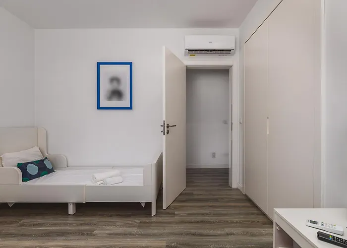 Valadares Pool Villa